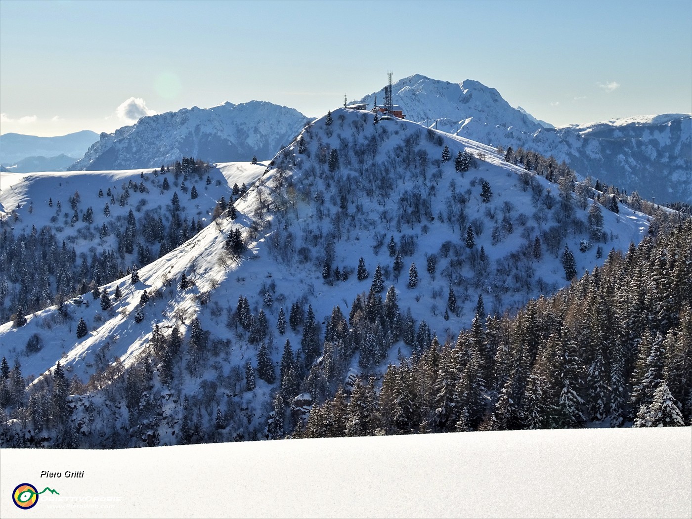 50 Zoom verso il Monte Torcola Soliva (1746 m) nostra prossima meta.JPG